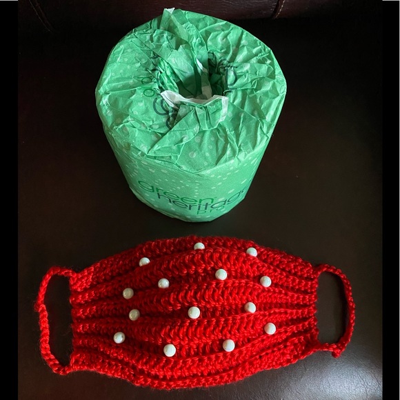 Decorative Hand-knitted Face Mask - Picture 8 of 11